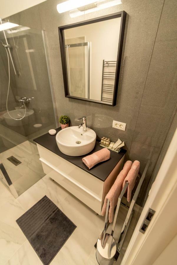 Central Premium Suites Timisoara Exterior photo