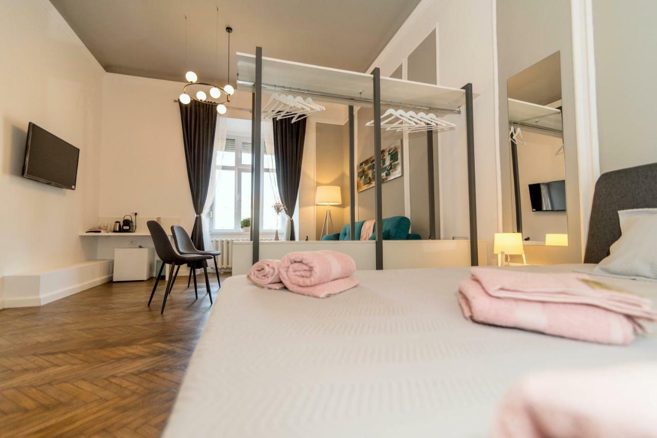 Central Premium Suites Timisoara Exterior photo